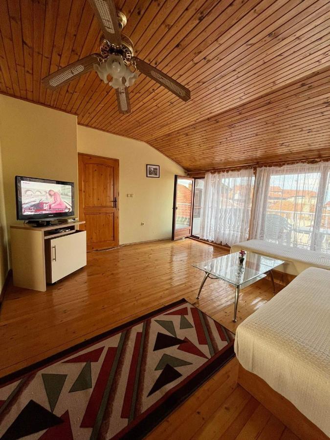 Апартаменти За Гости Nesebar Bagian luar foto