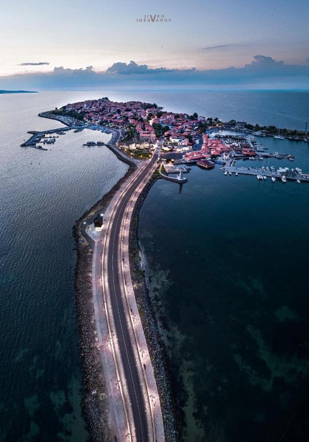 Апартаменти За Гости Nesebar Bagian luar foto